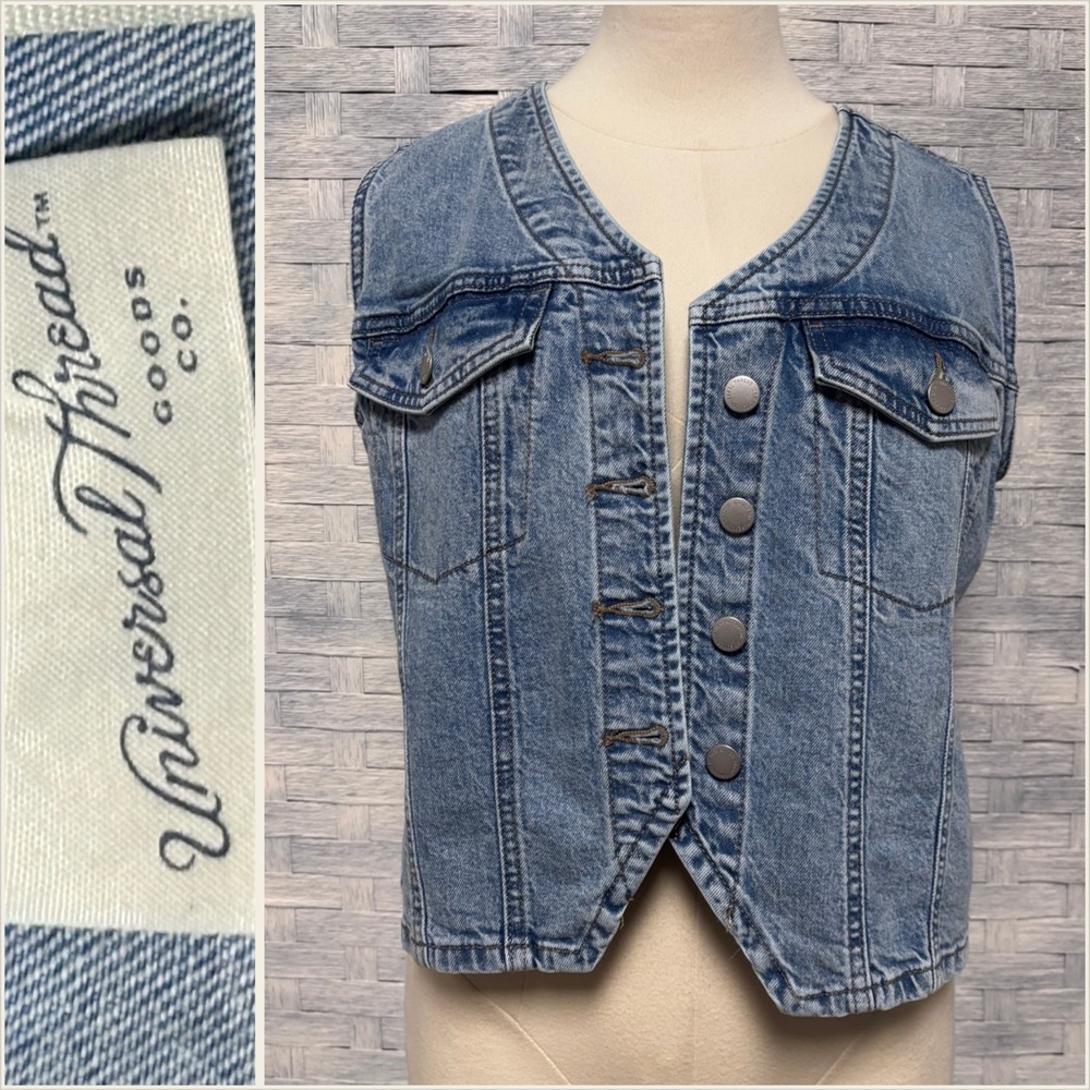 Universal Thread Light Blue Denim Snap-Front Vest